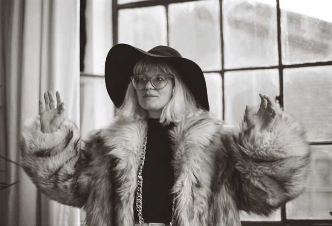 Mary Ocher